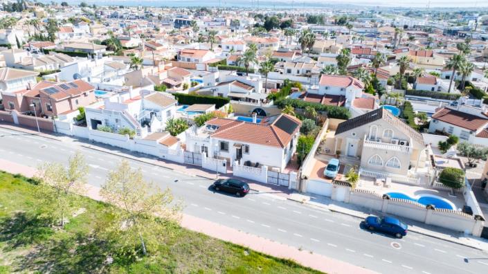 Image No.49-3 Bed Villa for sale