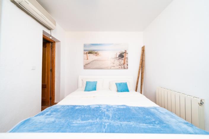 Image No.24-2 Bed Quad for sale