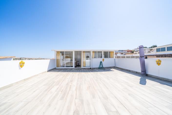 Image No.35-2 Bed Quad for sale