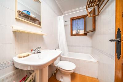 Terraced-Property-For-Sale-In-La-Marina--11---Portals-