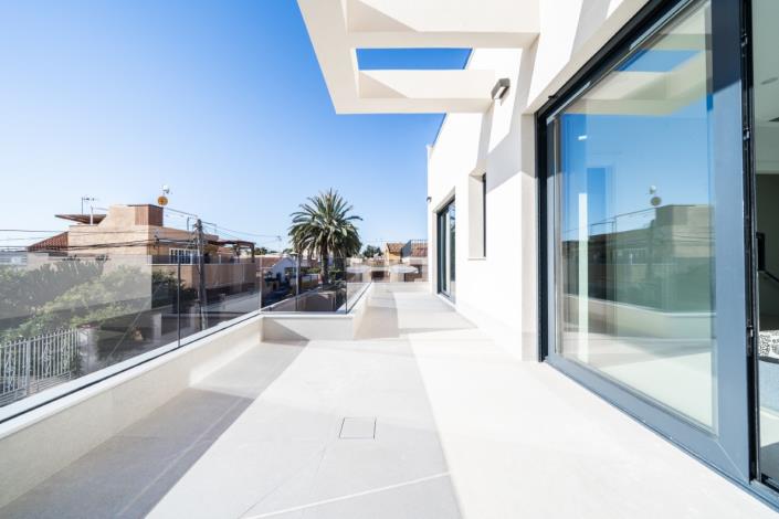 Image No.21-4 Bed Villa for sale