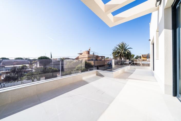 Image No.22-4 Bed Villa for sale