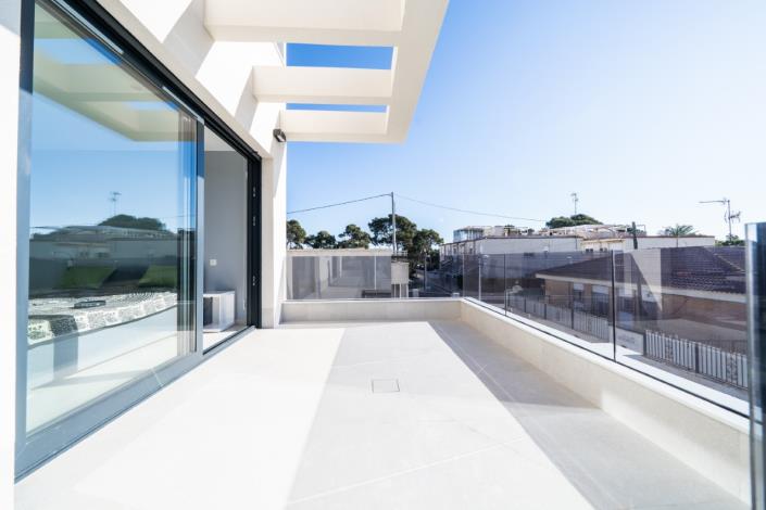 Image No.23-4 Bed Villa for sale