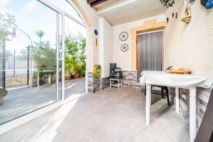 Image No.12-4 Bed Quad for sale