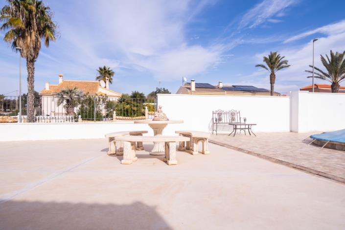 Image No.18-3 Bed Villa for sale