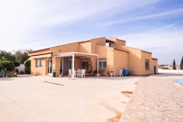 Image No.22-3 Bed Villa for sale