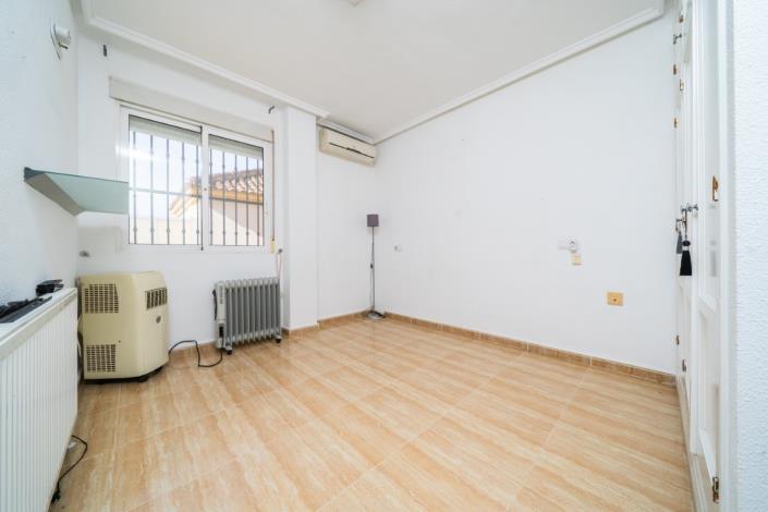 Image No.21-3 Bed Villa for sale