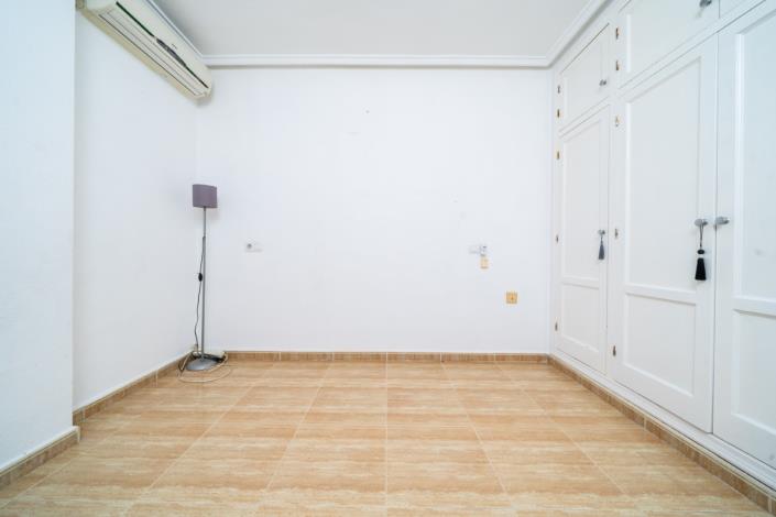 Image No.22-3 Bed Villa for sale