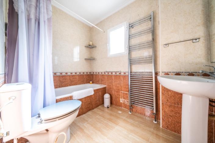 Image No.31-3 Bed Villa for sale