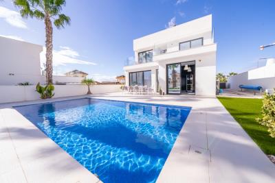 Modern-Villa-for-sale-in-Costa-Blanca--4---Canva-