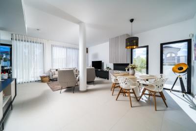 Modern-Villa-for-sale-in-Costa-Blanca--8---Canva-