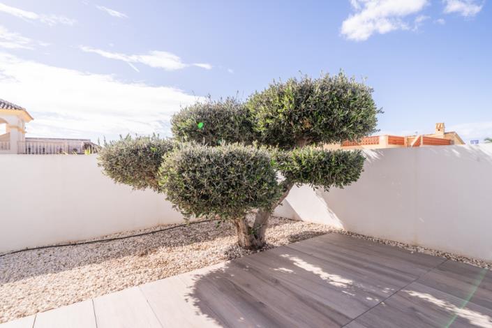 Image No.40-3 Bed Villa for sale