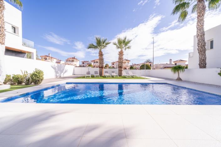 Image No.41-3 Bed Villa for sale