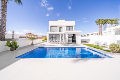 Modern-Villa-for-sale-in-Costa-Blanca--41---Canva-