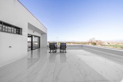 Luxury-Villa-for-Sale-in-Alicante-with-Private-Pool--6---Canva-