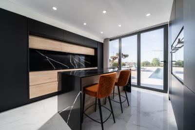 Luxury-Villa-for-Sale-in-Alicante-with-Private-Pool--15---Canva-