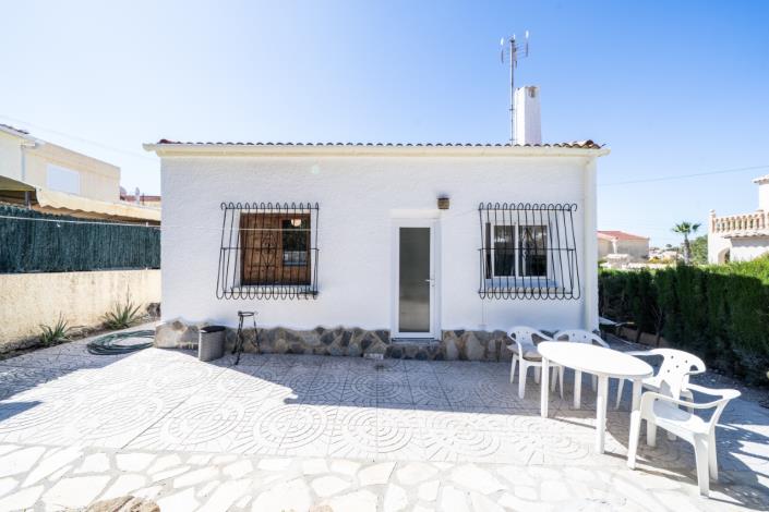 Image No.20-2 Bed Villa for sale