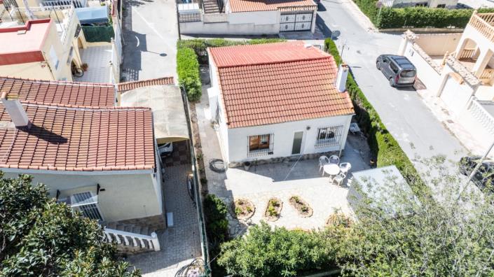 Image No.25-2 Bed Villa for sale