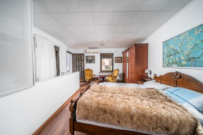 Image No.23-2 Bed Villa for sale