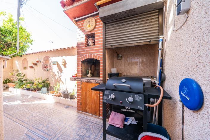 Image No.29-2 Bed Villa for sale