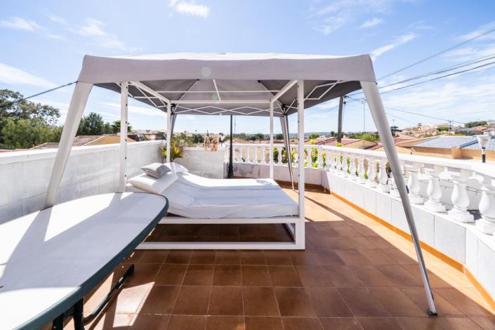 Image No.32-2 Bed Villa for sale