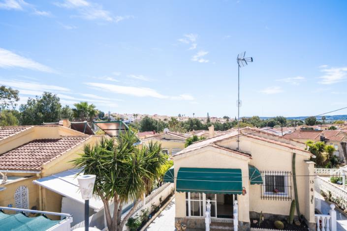 Image No.35-2 Bed Villa for sale