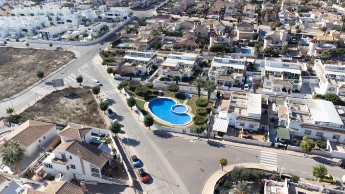 Image No.35-3 Bed Villa for sale