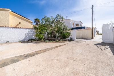 Detached-Villa-for-sale-in-Costa-Blanca--3---Canva-