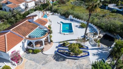 Detached-Villa-for-sale-in-Alicante--2---Canva-