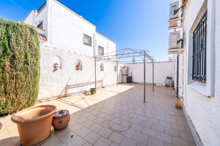 Image No.23-3 Bed Villa for sale