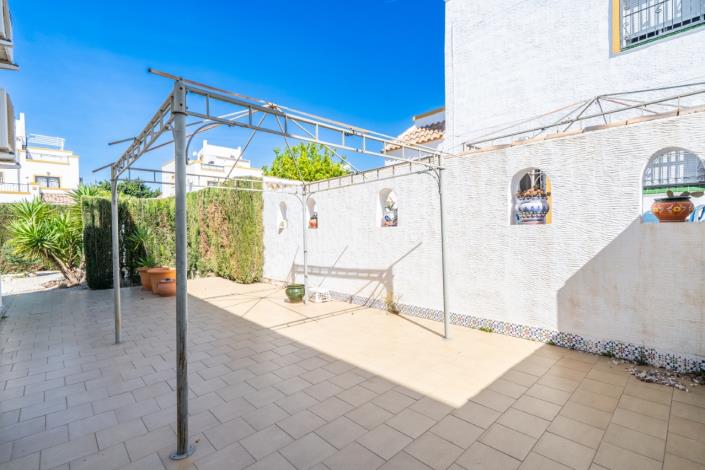 Image No.25-3 Bed Villa for sale