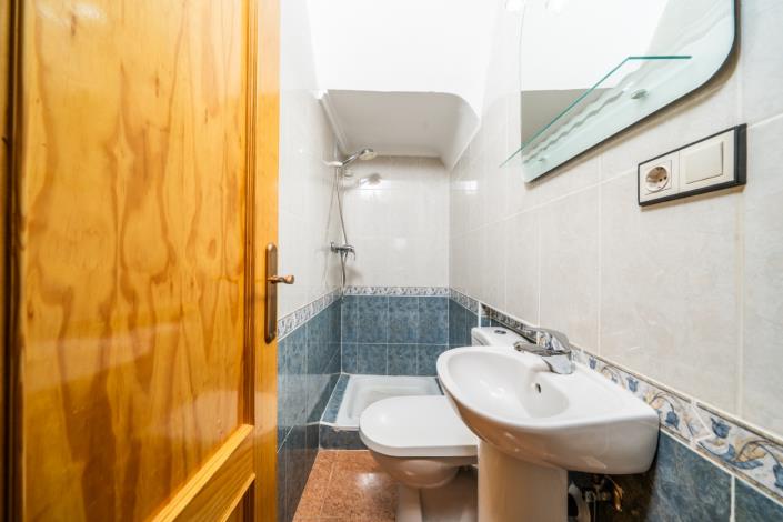 Image No.29-3 Bed Villa for sale