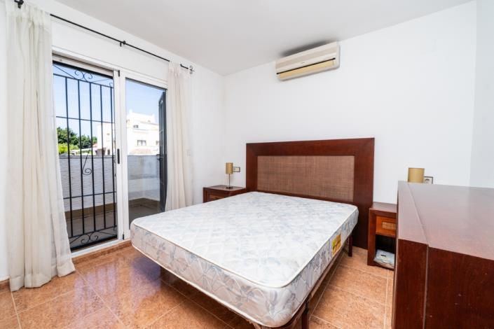 Image No.30-3 Bed Villa for sale