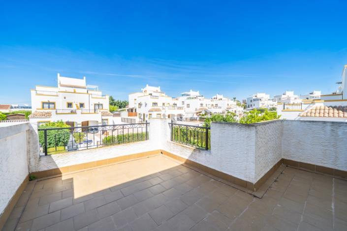 Image No.33-3 Bed Villa for sale