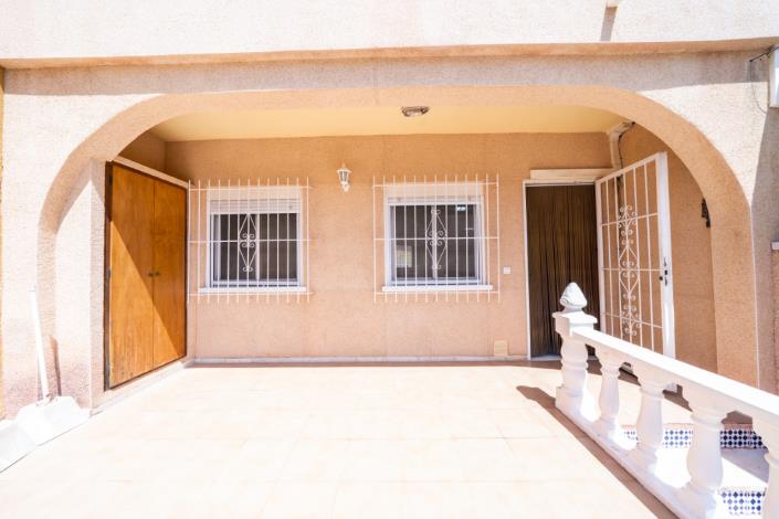 Image No.5-2 Bed Townhouse for sale