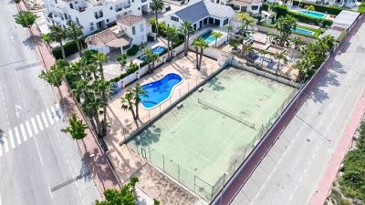 Detached-Villa-for-sale-in-La-Marina--4---Canva-