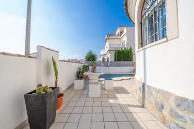 Detached-Villa-for-sale-in-La-Marina--8---Canva-