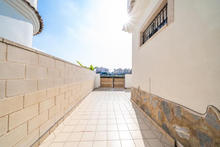 Image No.49-3 Bed Villa for sale