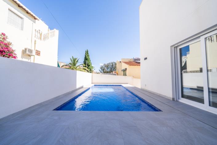 Image No.5-3 Bed Villa for sale