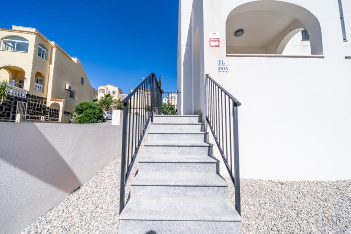 Image No.8-3 Bed Villa for sale
