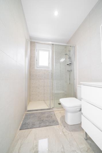 Image No.26-3 Bed Villa for sale