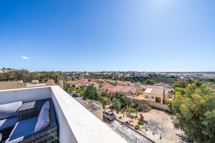 Image No.40-3 Bed Villa for sale