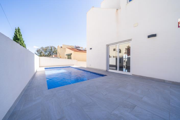 Image No.43-3 Bed Villa for sale