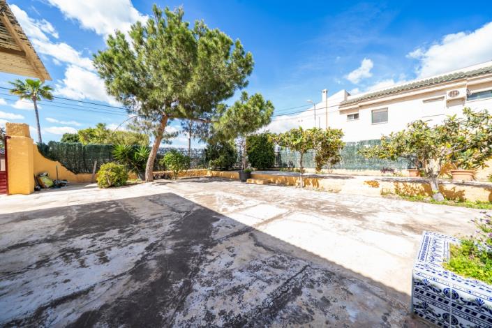 Image No.12-4 Bed Villa for sale