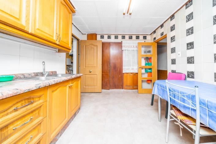 Image No.32-4 Bed Villa for sale