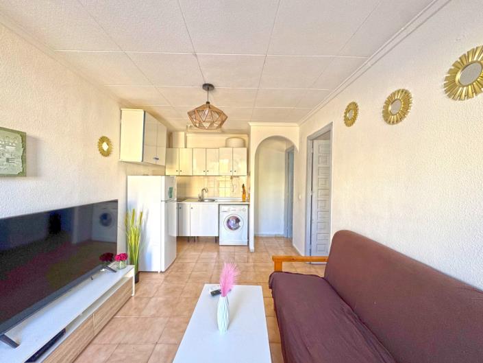 Image No.6-2 Bed Townhouse for sale