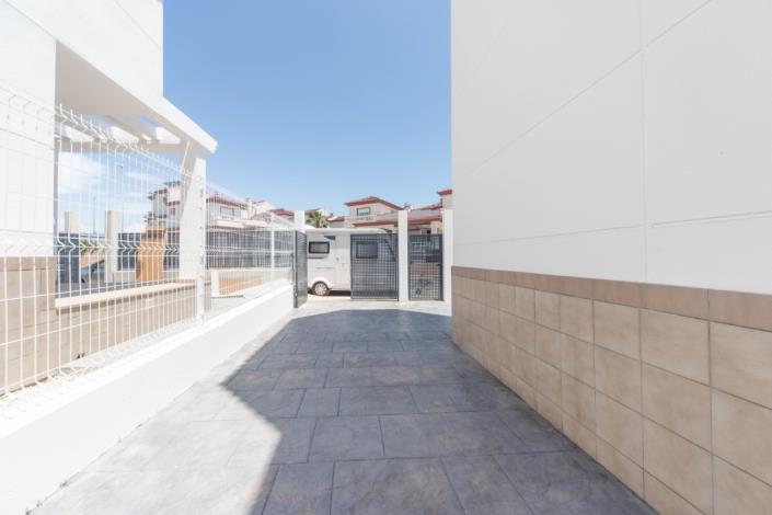 Image No.40-3 Bed Villa for sale