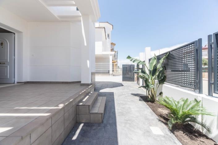 Image No.42-3 Bed Villa for sale