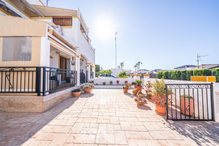 Image No.11-3 Bed Villa for sale