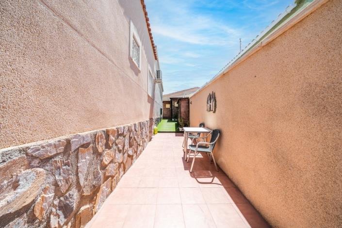 Image No.28-3 Bed Villa for sale